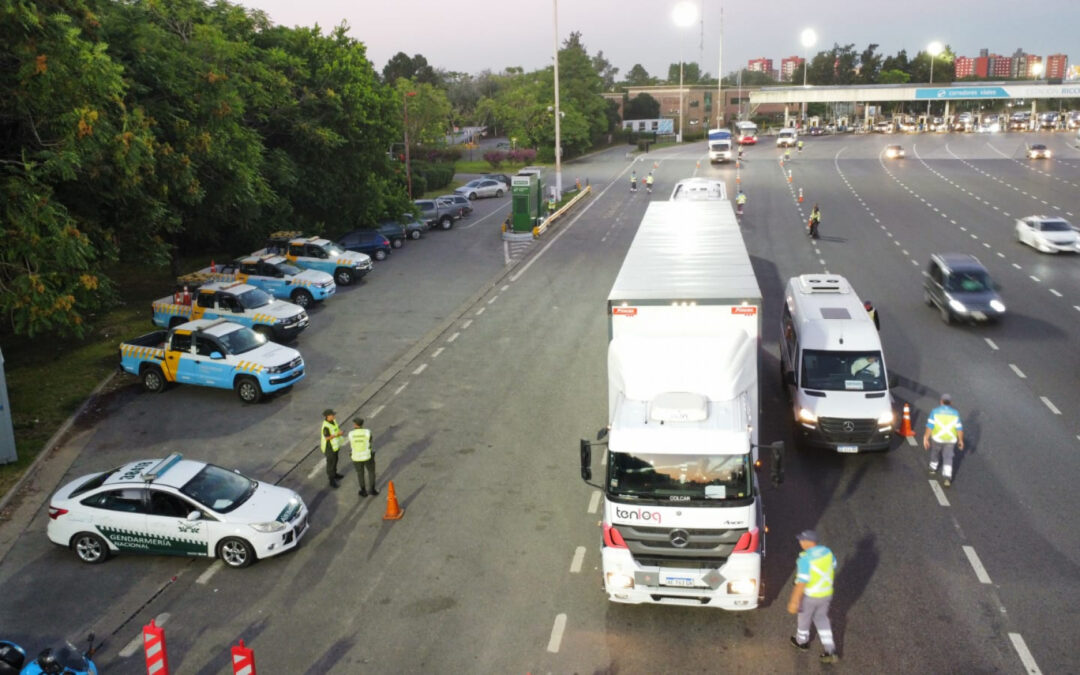 Operativo de seguridad vial en autopistas Riccheri y Perito Moreno