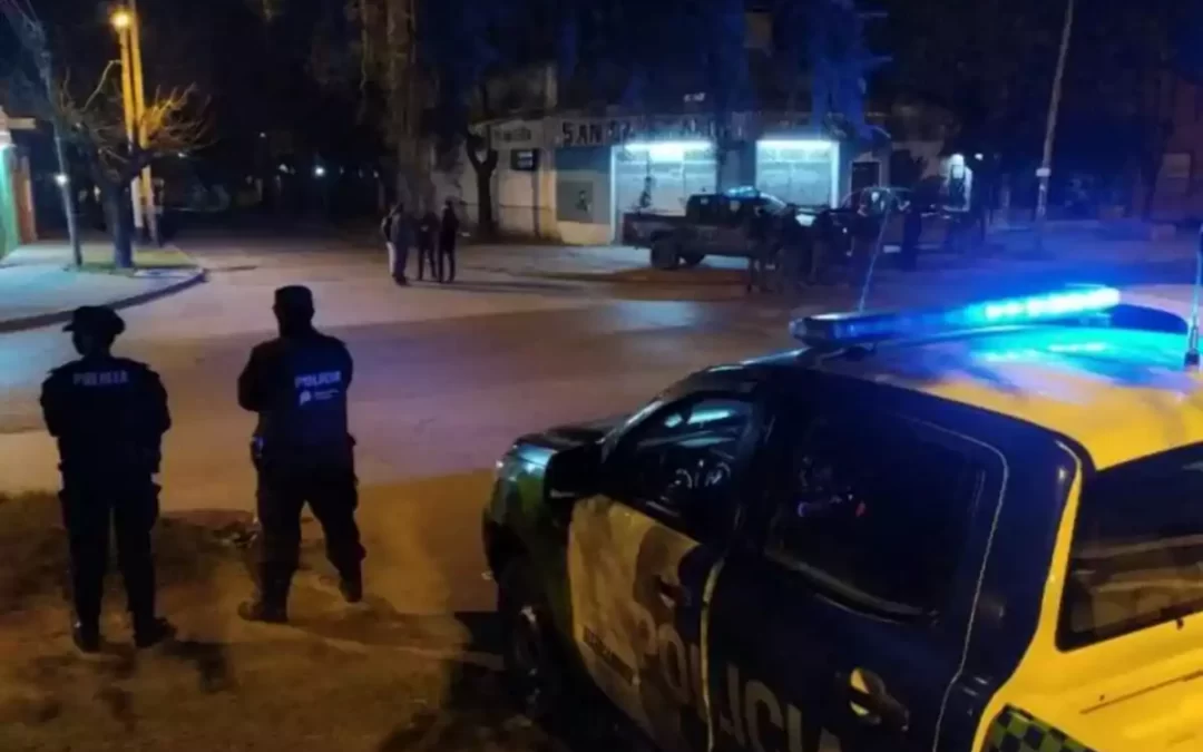 Asesinato en Moreno: la violencia se cobra otra vida mientras la protesta es reprimida