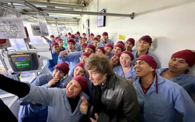 Milei en Ushuaia junto a los candidatos de LLA: “Siempre con los argentinos de bien que producen”